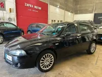 Usado Alfa Romeo 147 Distinctive 120 CV (88 kW) 2009 Negro Utilitario