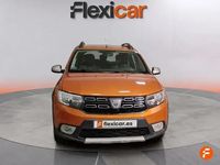 Usado Dacia Sandero Stepway 90 HP (66 kW) 2017 Laranja