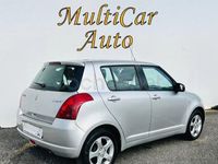 Usado Suzuki Swift GL 92 CV (67 kW) 2006 Gris / plata Berlina