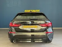 Usado BMW 116 116 CV (85 kW) 2022 Negro Utilitario