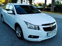 Usado Chevrolet Cruze LT 91 CV (66 kW) 2012 Blanco Familiar