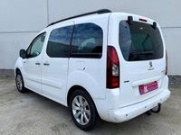 Usado Peugeot Partner Style 120 CV (88 kW) 2016 Blanco Monovolumen