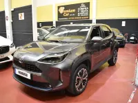 Usado Toyota Yaris Cross Style 116 CV (85 kW) 2022 Gris / plata SUV
