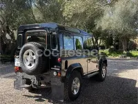 Usado Land Rover Defender 122 CV (89 kW) 2010 Negro Familiar
