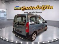Usado Peugeot Partner Tepee Outdoor 112 CV (82 kW) 2011 Azul Monovolumen