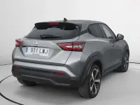 Usado Nissan Juke Tekna 114 CV (83 kW) 2022 Gris / plata SUV