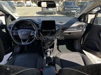 Usado Ford Fiesta Trend 85 CV (62 kW) 2017 Gris / plata Berlina