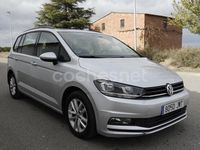 Usado VW Touran Advance 115 CV (84 kW) 2017 Blanco Monovolumen