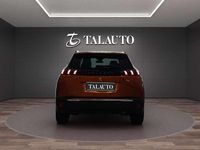 Usado Peugeot 2008 Allure 110 CV (80 kW) 2022 Naranja SUV