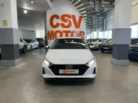 Usado Hyundai i20 101 CV (74 kW) 2021 Blanco Utilitario