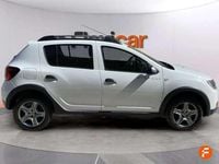 Usado Dacia Sandero Comfort 90 CV (66 kW) 2019 Blanco Utilitario