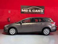 Usado Ford Focus Trend 115 CV (84 kW) 2011 Marrón Berlina