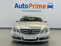 Usado Mercedes E220 170 CV (125 kW) 2010 Gris / plata Coupe