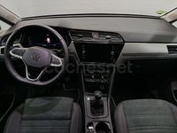 Usado VW Touran 122 CV (89 kW) 2024 Gris / plata Monovolumen