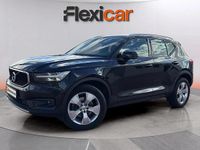 Käytetty Volvo XC40 Momentum 197 HP (144 kW) 2020 Musta Katumaasturi