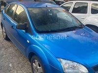 Usado Ford Focus Trend 109 CV (80 kW) 2005 Azul Berlina