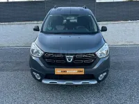 Usado Dacia Dokker Stepway 90 CV (66 kW) 2018 Gris / plata Monovolumen
