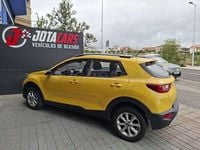 Usado Kia Stonic 84 CV (61 kW) 2023 Amarillo SUV