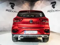 Usado MG ZS Luxury 111 CV (81 kW) 2024 Granate SUV