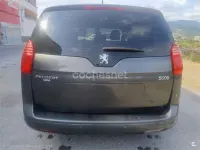 Usado Peugeot 5008 Allure 115 CV (84 kW) 2013 Negro Monovolumen