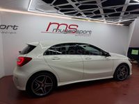 Usado Mercedes A180 AMG line 109 CV (80 kW) 2015 Blanco Berlina