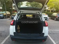 Usado Peugeot 2008 Active 100 CV (73 kW) 2015 Blanco SUV