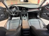 Usado Alfa Romeo Giulia Super 150 CV (110 kW) 2017 Beige Berlina