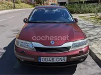 Usado Renault Laguna II Privilege 137 CV (100 kW) 2003 Granate Berlina