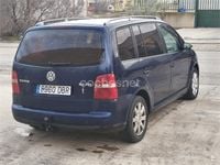 Usado VW Touran Highline 136 CV (100 kW) 2005 Azul Monovolumen