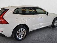Käytetty Volvo XC60 Momentum 197 HP (144 kW) 2021 Katumaasturi