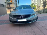 Usado Volvo S60 Momentum 120 CV (88 kW) 2018 Gris / plata Berlina