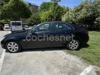 Usado Mercedes C200 Avantgarde 136 CV (100 kW) 2010 Negro Berlina