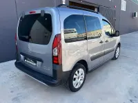 Usado Citroën Berlingo Feel 102 CV (75 kW) 2018 Azul Monovolumen