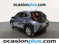 Usado Toyota Aygo Play 72 CV (52 kW) 2025 Gris Utilitario