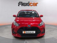 Usado Toyota Yaris Hybrid Business Edition 116 CV (85 kW) 2023 Rojo Utilitario