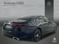 Usado Mercedes E300 AMG line 313 CV (230 kW) 2025 Azul Familiar