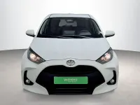 Usado Toyota Yaris Active 116 CV (85 kW) 2024 Blanco Utilitario