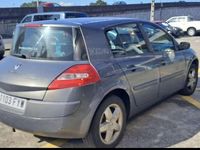 Usado Renault Mégane III Authentique 98 CV (72 kW) 2008 Gris Utilitario
