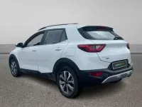 Usado Kia Stonic 101 CV (74 kW) 2025 Blanco SUV