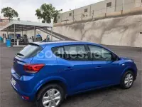 Usado Dacia Sandero Comfort 101 CV (74 kW) 2022 Azul Berlina
