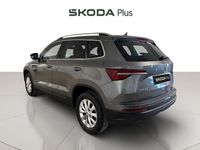 Usado Skoda Karoq Ambition 110 CV (80 kW) 2022 Gris SUV