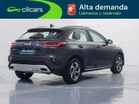 Usado Kia XCeed 120 CV (88 kW) 2022 Gris SUV