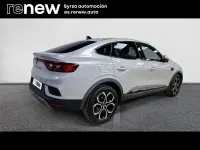 Usado Renault Arkana Techno 140 CV (102 kW) 2023 Blanco SUV