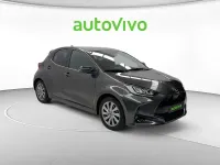 Usado Mazda 2 116 CV (85 kW) 2022 Gris / plateado SUV