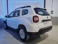 Begagnad Dacia Duster Comfort 101 HK (74 kW) 2022 Vit SUV