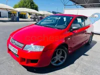 Usado Fiat Stilo 150 CV (110 kW) 2006 Rojo Berlina
