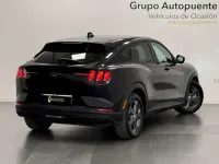 Usado Ford Mustang Mach-E 216 kW (294 CV) 2022 Gris SUV
