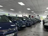Usado Citroën C4 Picasso Feel 120 CV (88 kW) 2018 Azul Monovolumen