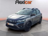 Usado Dacia Sandero Essentiel 122 CV (89 kW) 2025 Amarillo Utilitario