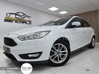 Usado Ford Focus Trend 120 CV (88 kW) 2018 Blanco Berlina
